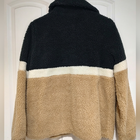 Hollister Sherpa jacket - Picture 3 of 5